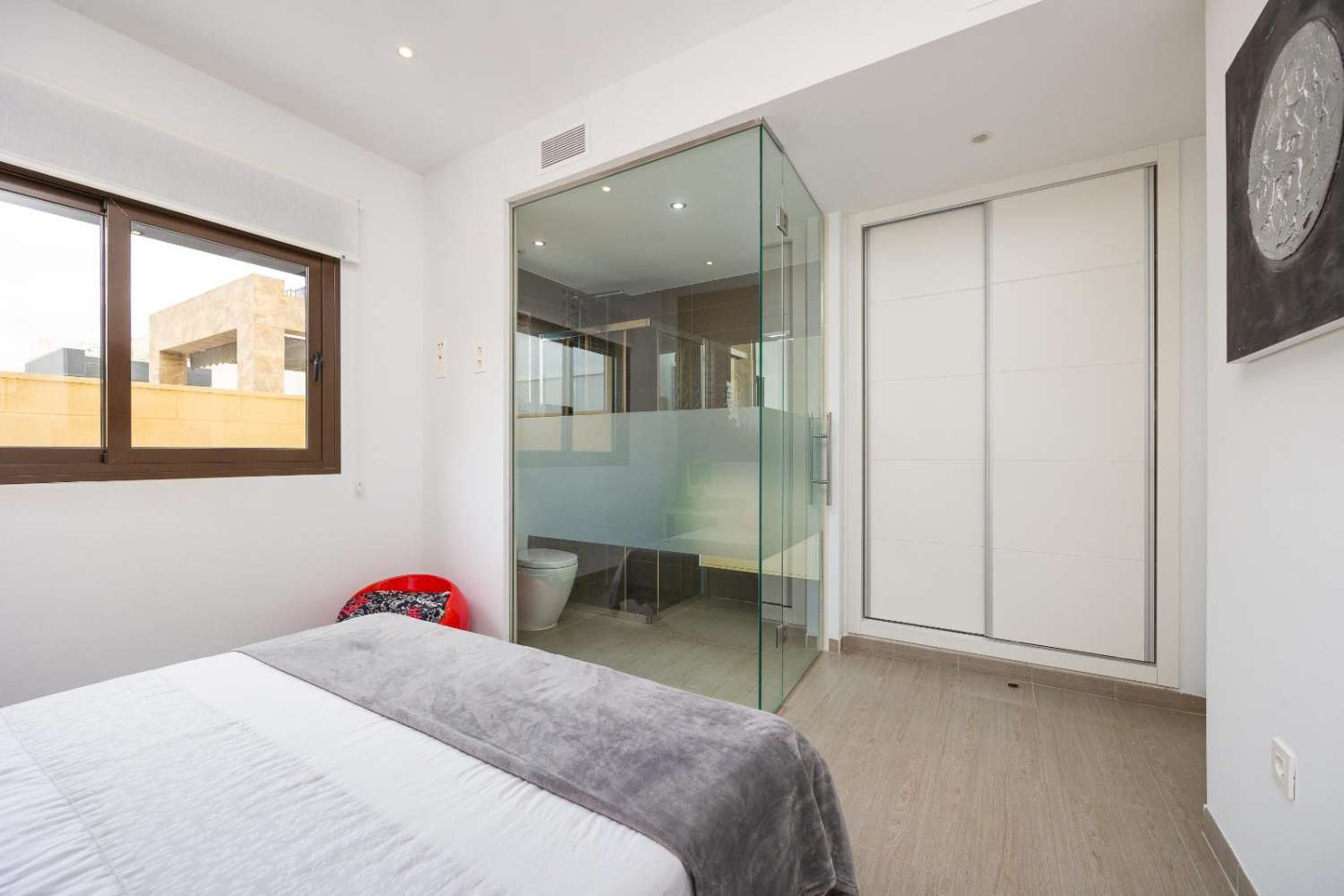 VRIJSTAANDE VILLA MET PRIVÉZWEMBAD EN OPEN UITZICHT IN CIUDAD QUESA