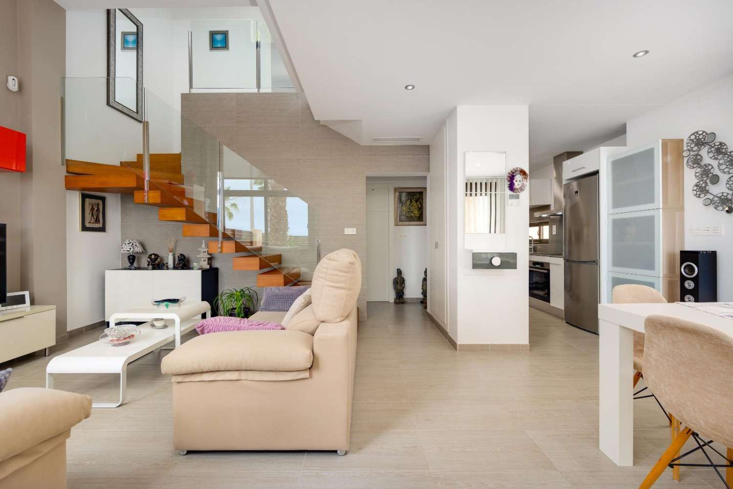 VRIJSTAANDE VILLA MET PRIVÉZWEMBAD EN OPEN UITZICHT IN CIUDAD QUESA