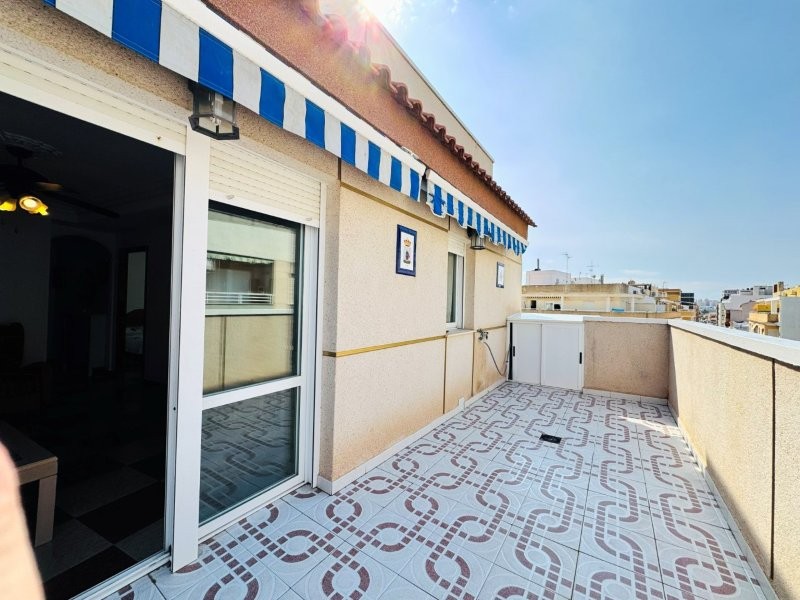 PENTHOUSE MED TERRASS 200 METER FRÅN STRANDEN I HJÄRTAT AV LA MATA