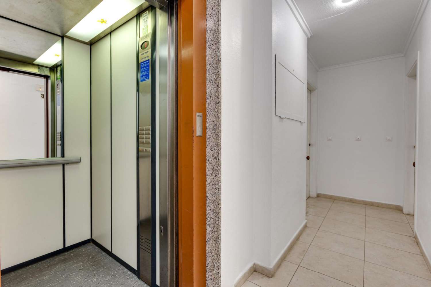2-BEDROOM APARTMENT WITH SEA VIEWS IN NUEVA TORREVIEJA