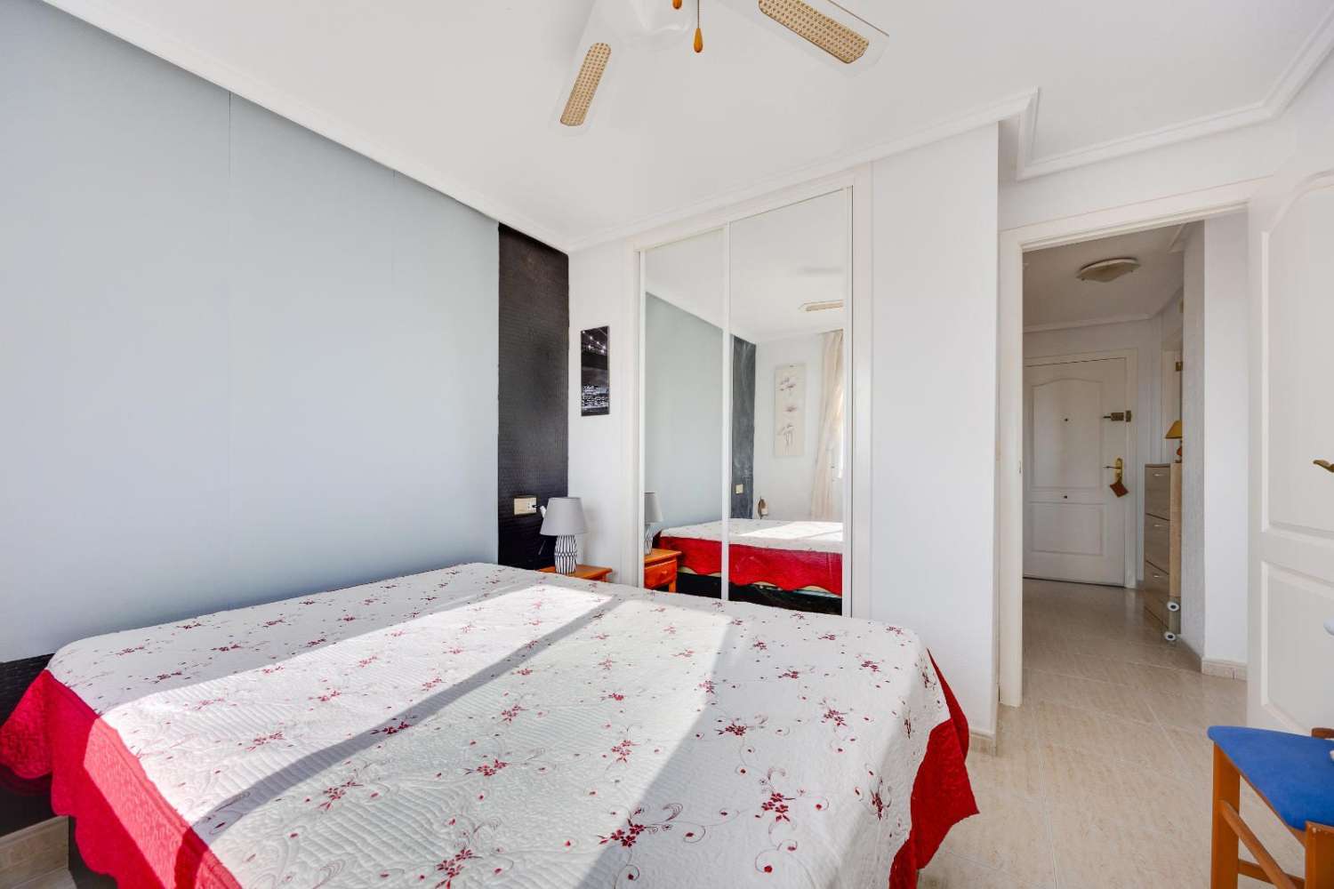 2-BEDROOM APARTMENT WITH SEA VIEWS IN NUEVA TORREVIEJA