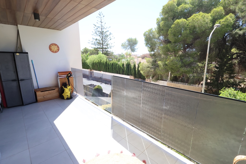 MODERN 2 BEDROOM APARTMENT WITH LARGE TERRACE, POOL AND GARAGE IN CAMPOAMOR
