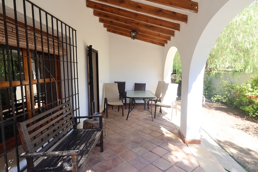 DETACHED CORNER VILLA WITH PRIVATE POOL, 4 BEDROOMS AND GARAGE IN CABO ROIG