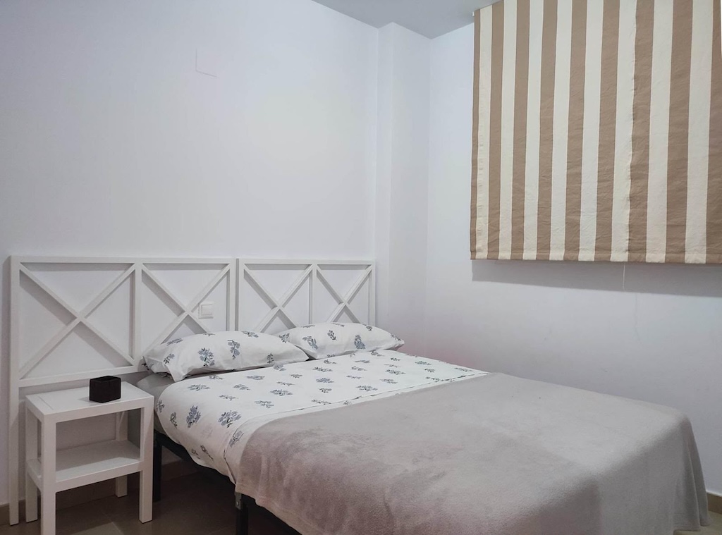2-BEDROOM APARTMENT WITH LARGE TERRACE, POOL AND PARKING IN PLAYA FLAMENCA