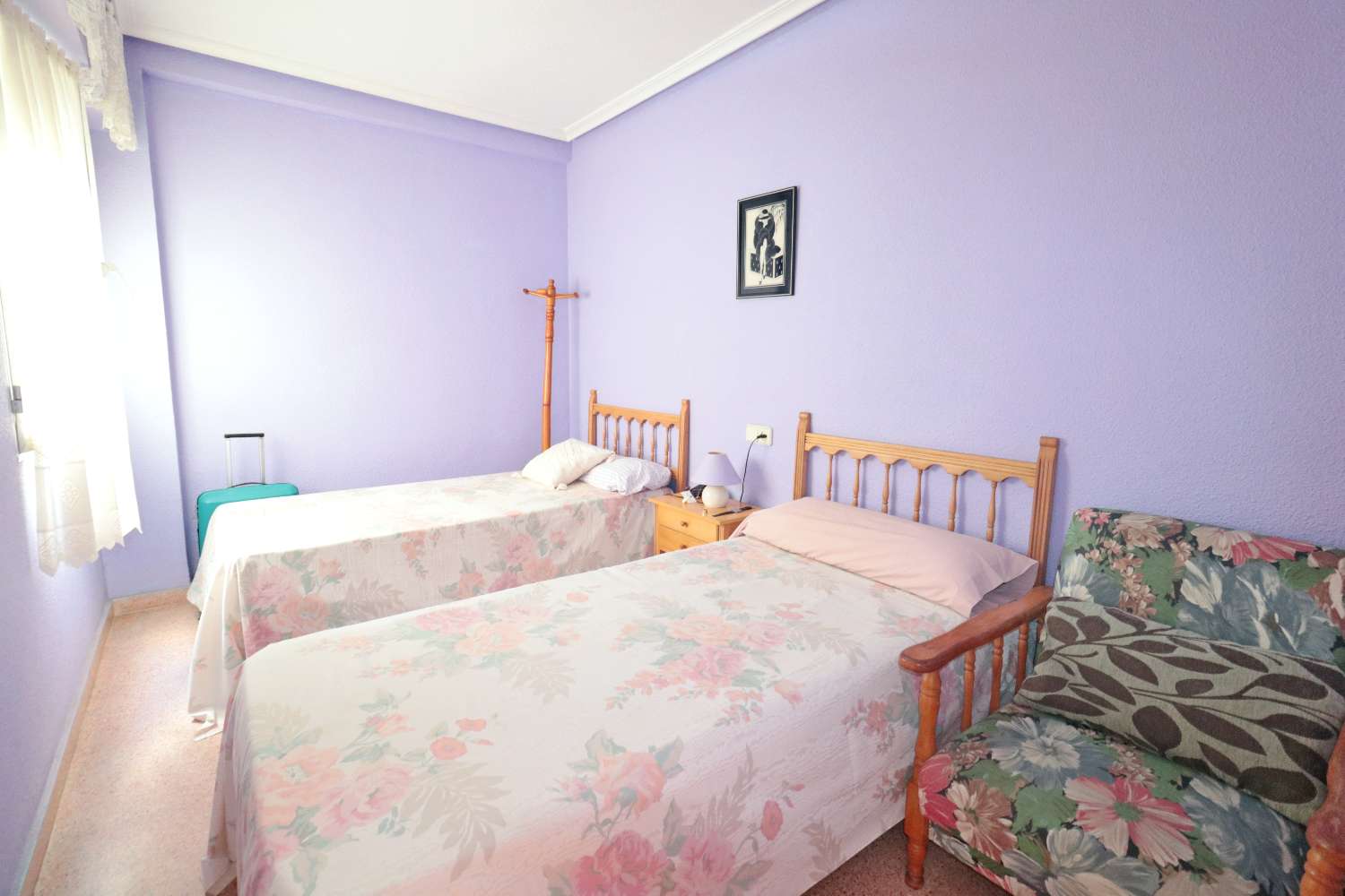 AMPLIO APARTAMENTO A 50 METROS DEL MAR CON VISTAS LATERALES Y ORIENTACIÓN SUROESTE EN ACEQUIÓN