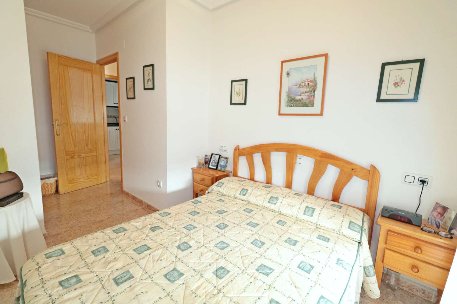 APARTAMENTO A 100 METROS DEL MAR, ORIENTACIÓN ESTE Y MUY LUMINOSO EN ACEQUIÓN