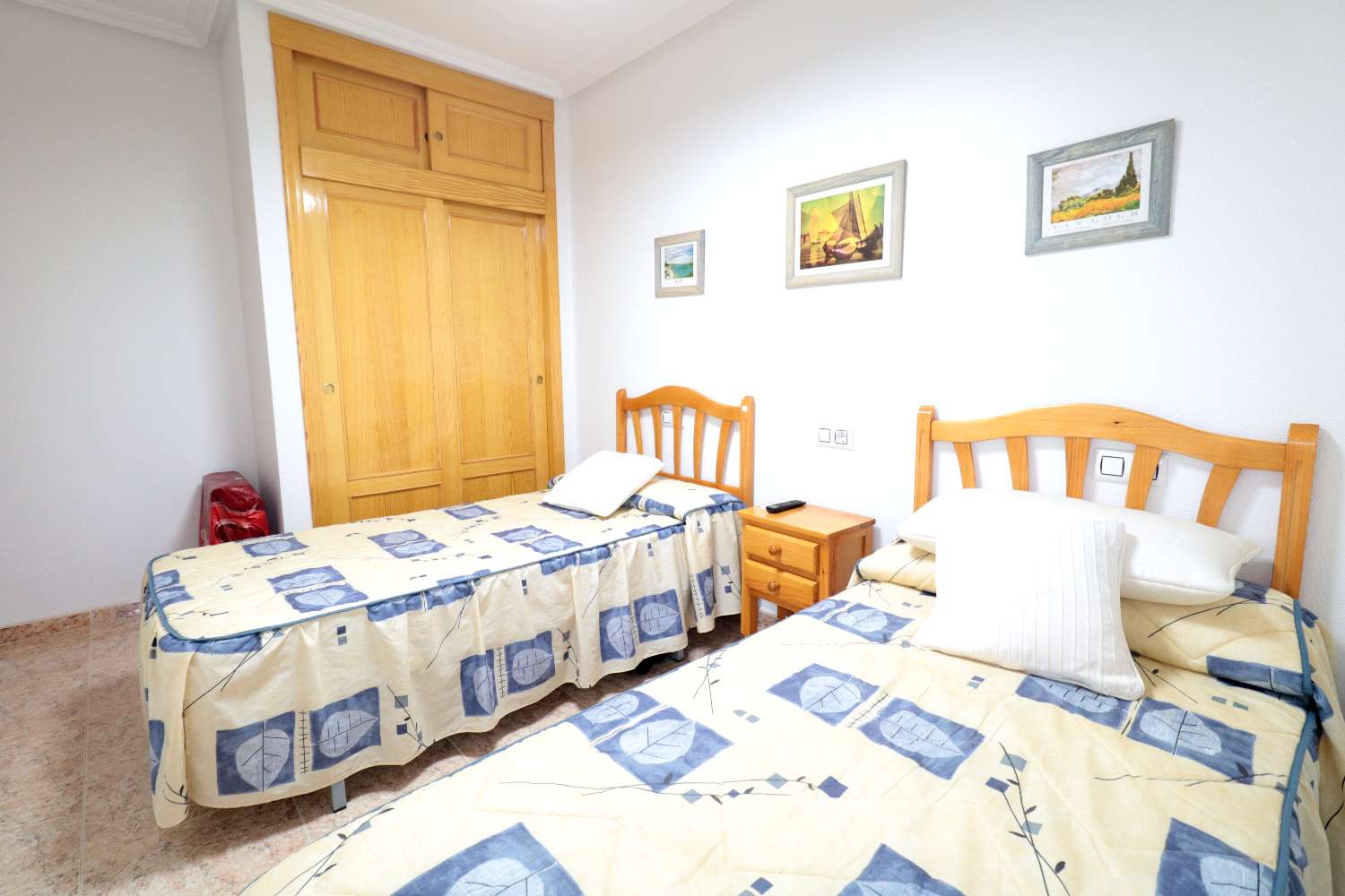 APARTAMENTO A 100 METROS DEL MAR, ORIENTACIÓN ESTE Y MUY LUMINOSO EN ACEQUIÓN
