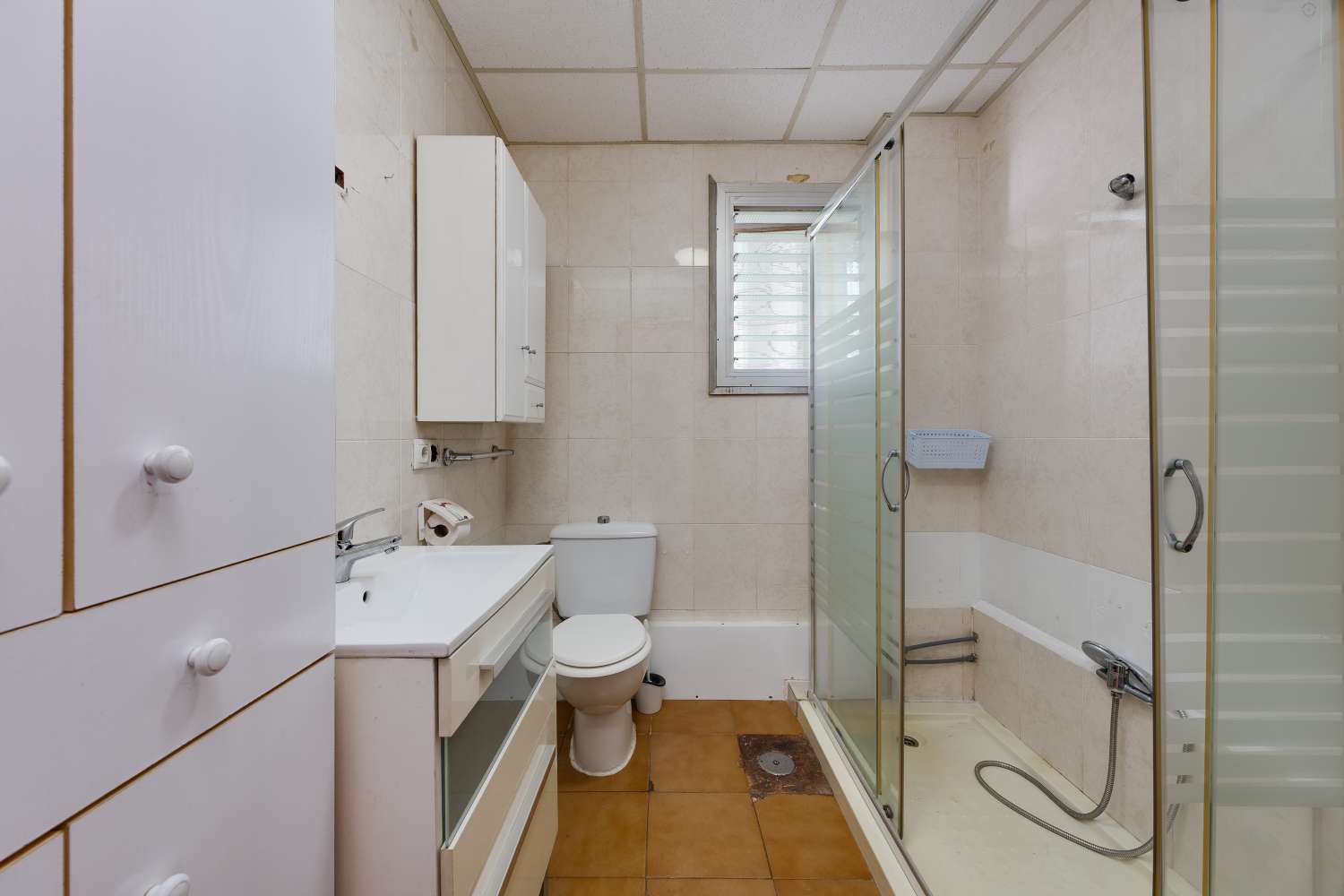 AMPLIO APARTAMENTO CON VISTAS AL MAR Y ORIENTACIÓN SUR A 100 METROS DE LA PLAYA DEL ACEQUIÓN