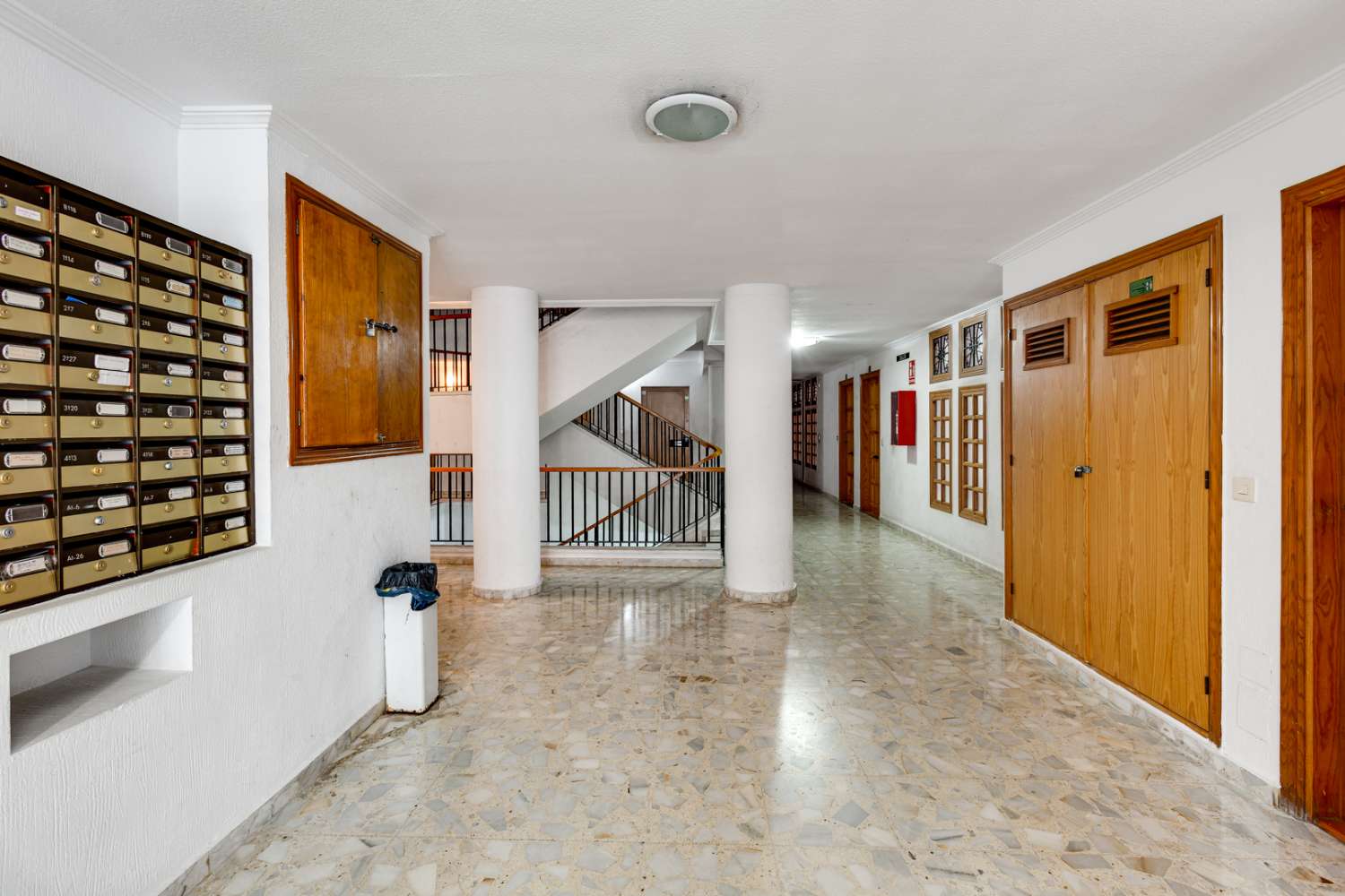 APARTAMENTO CON ORIENTACIÓN SUR, TERRAZA Y PISCINA A 500 METROS DE LA PLAYA DEL CURA