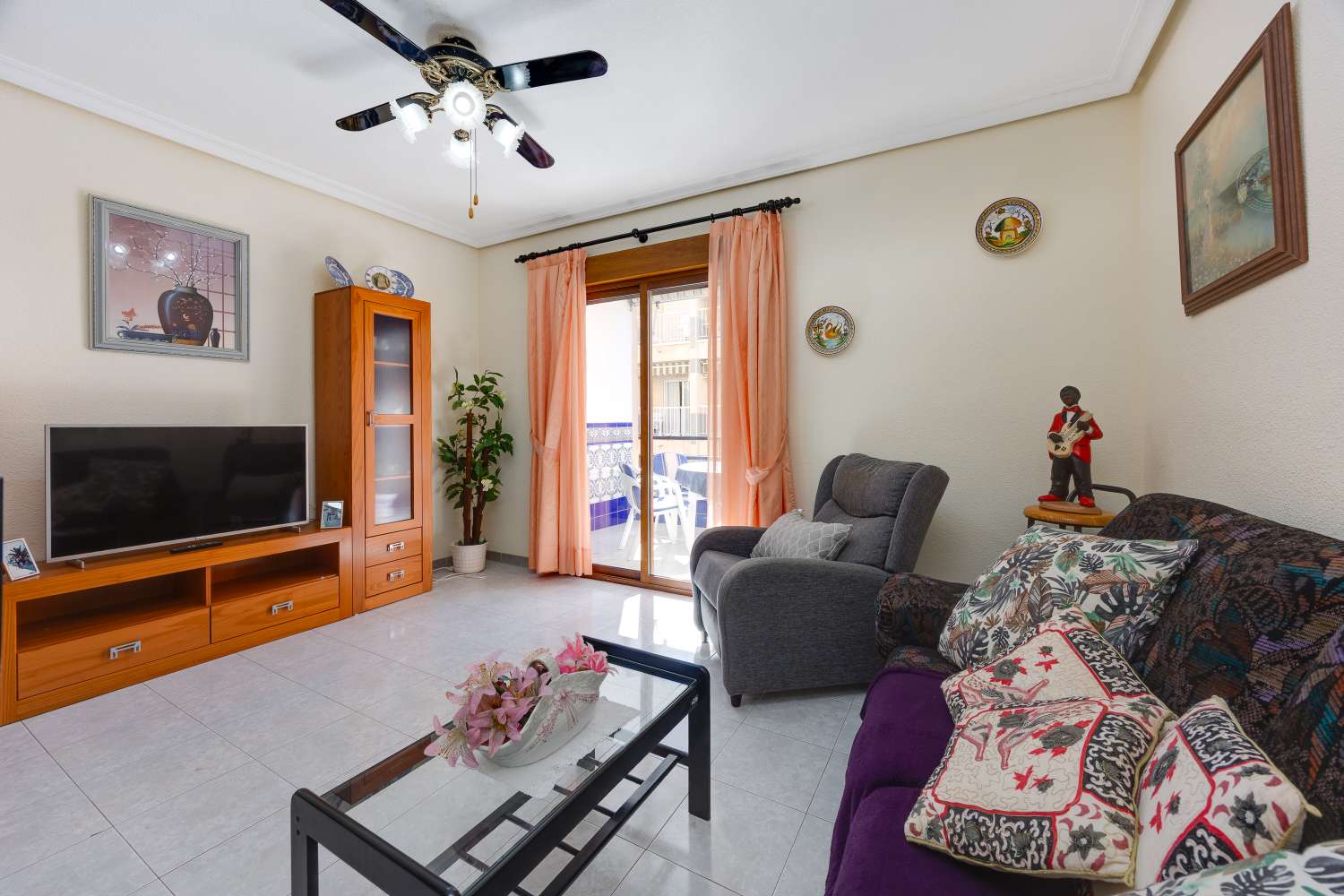 APARTAMENTO CON ORIENTACIÓN SUR, TERRAZA Y PISCINA A 500 METROS DE LA PLAYA DEL CURA