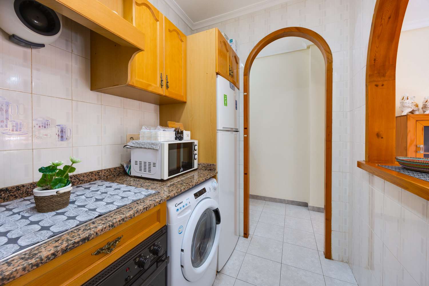 APARTAMENTO CON ORIENTACIÓN SUR, TERRAZA Y PISCINA A 500 METROS DE LA PLAYA DEL CURA