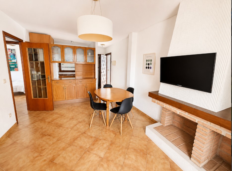 VIVIENDA DE 2 DORMITORIOS CON ORIENTACIÓN SUR, TERRAZA Y PISCINA EN BELLAVISTA VI
