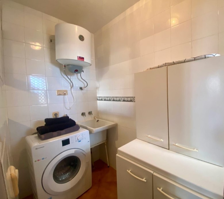 VIVIENDA DE 2 DORMITORIOS CON ORIENTACIÓN SUR, TERRAZA Y PISCINA EN BELLAVISTA VI