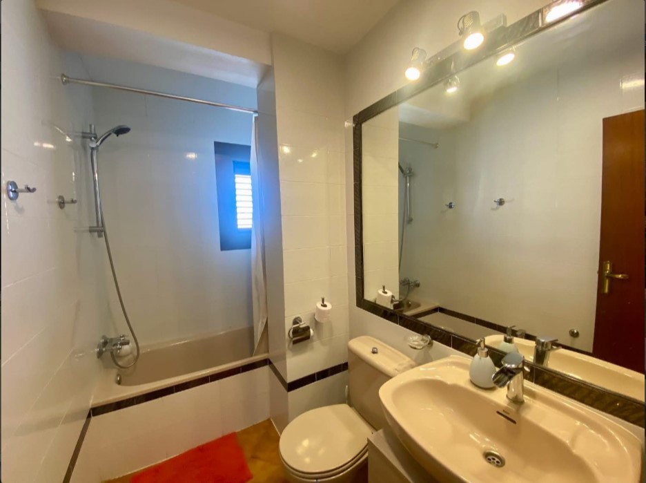 VIVIENDA DE 2 DORMITORIOS CON ORIENTACIÓN SUR, TERRAZA Y PISCINA EN BELLAVISTA VI