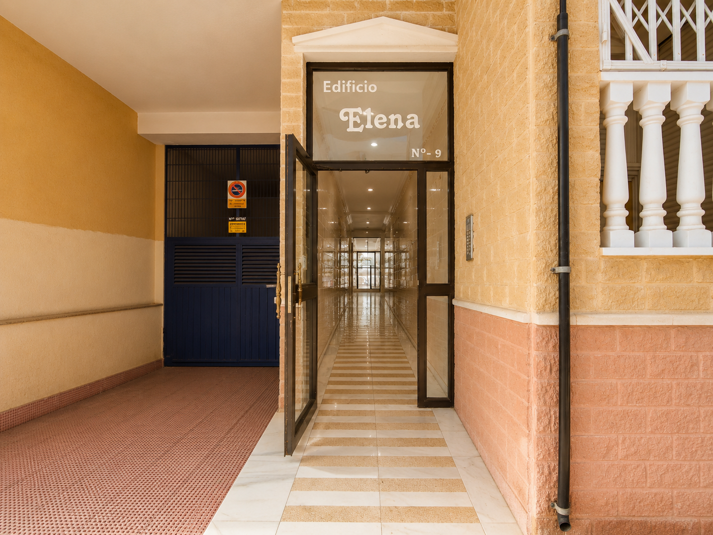 APARTAMENTO DE 2 DORMITORIOS CON TERRAZA Y ORIENTACIÓN SUR A 700 M DE PLAYA DEL CURA, TORREVIEJA