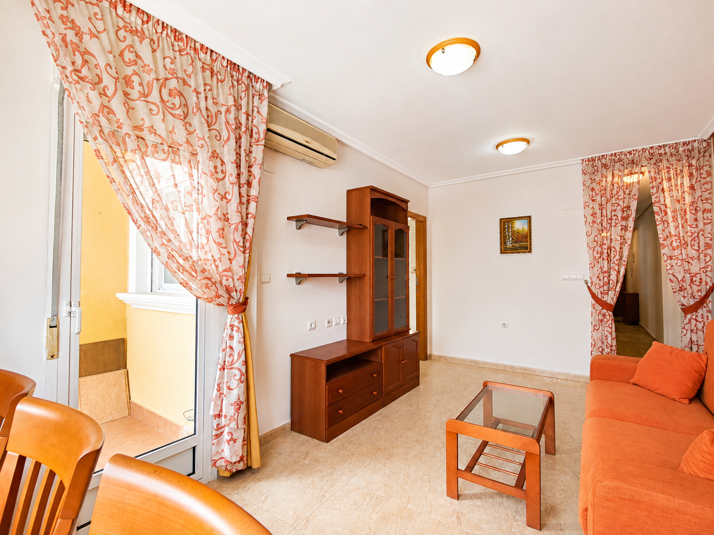 APARTAMENTO DE 2 DORMITORIOS CON TERRAZA Y ORIENTACIÓN SUR A 700 M DE PLAYA DEL CURA, TORREVIEJA