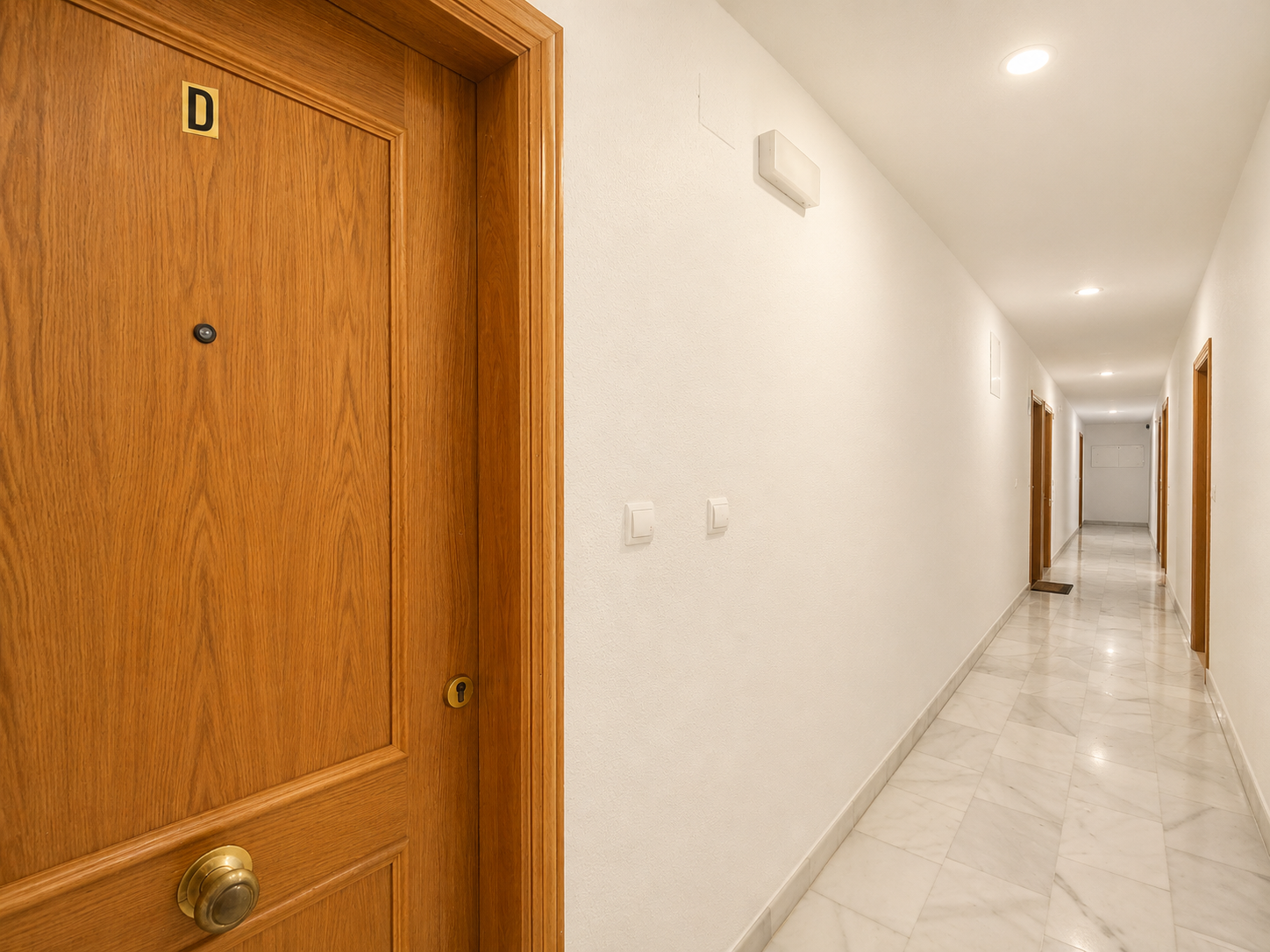 APARTAMENTO DE 2 DORMITORIOS CON TERRAZA Y ORIENTACIÓN SUR A 700 M DE PLAYA DEL CURA, TORREVIEJA