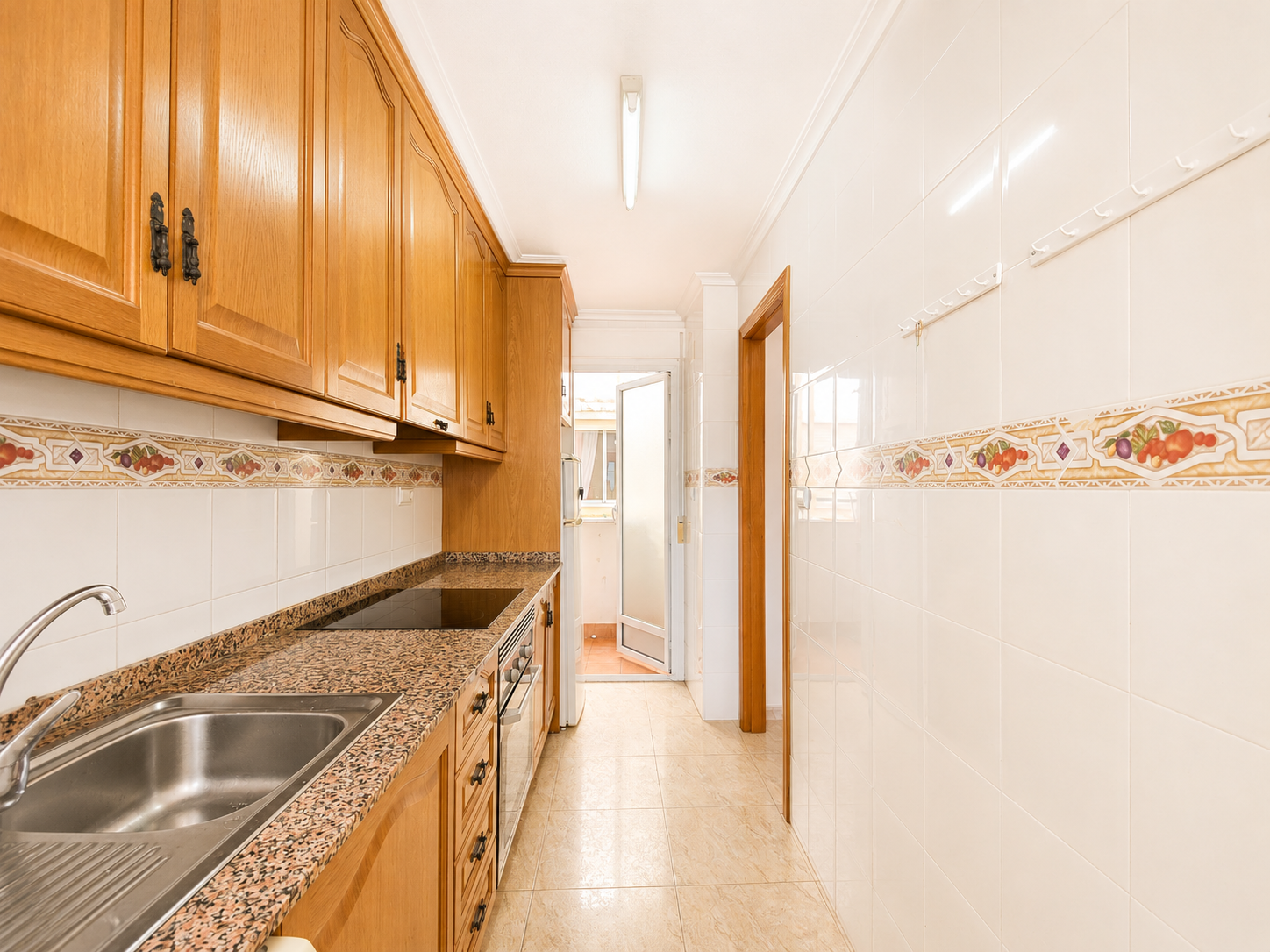 APARTAMENTO DE 2 DORMITORIOS CON TERRAZA Y ORIENTACIÓN SUR A 700 M DE PLAYA DEL CURA, TORREVIEJA