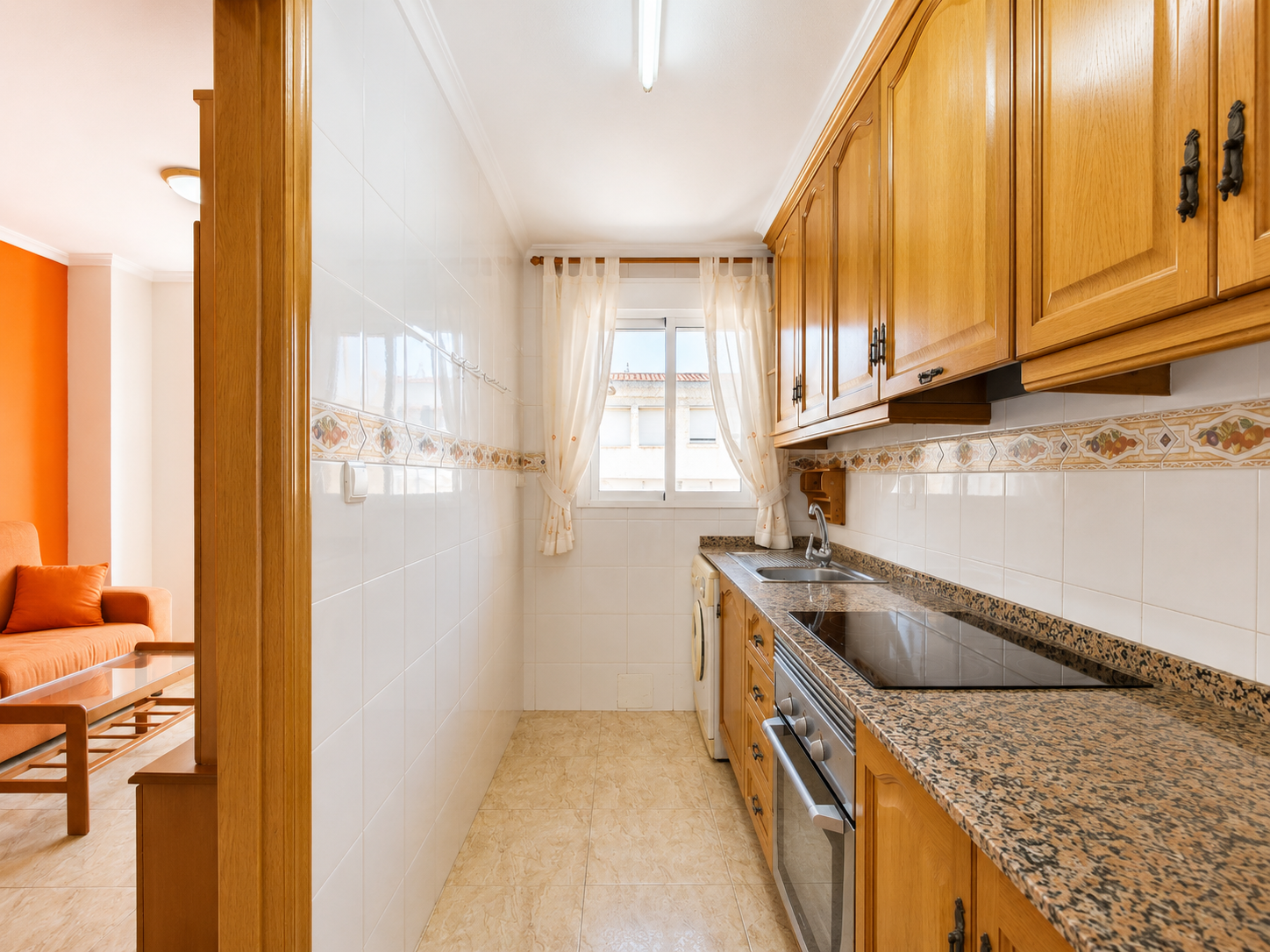 APARTAMENTO DE 2 DORMITORIOS CON TERRAZA Y ORIENTACIÓN SUR A 700 M DE PLAYA DEL CURA, TORREVIEJA