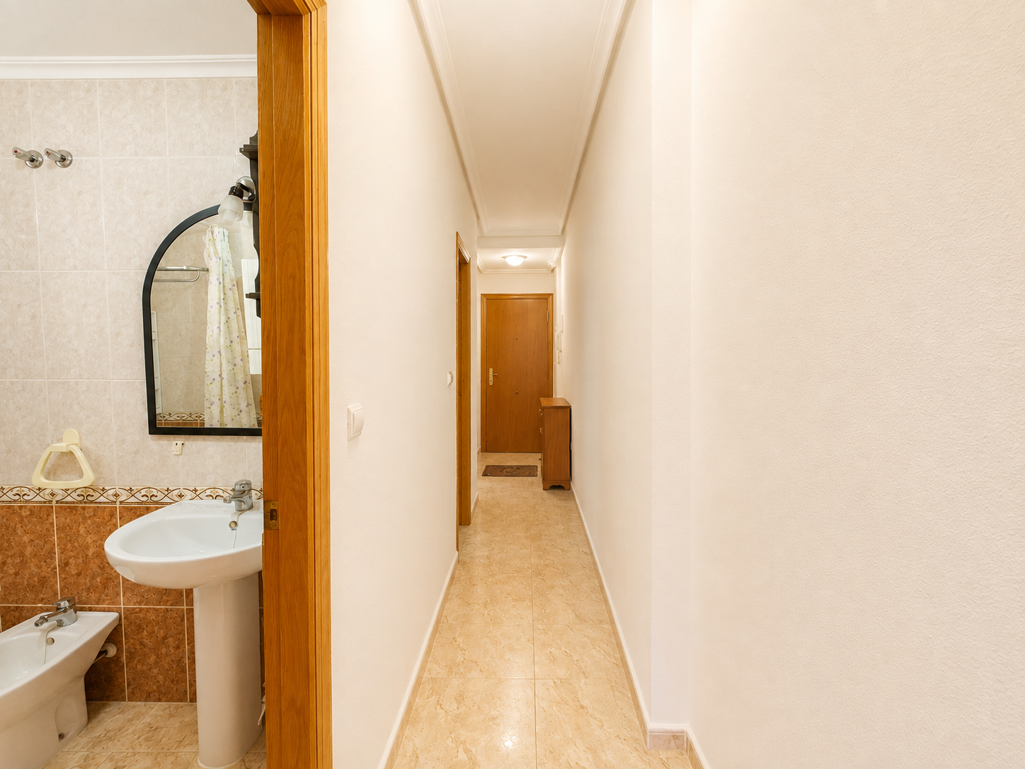 APARTAMENTO DE 2 DORMITORIOS CON TERRAZA Y ORIENTACIÓN SUR A 700 M DE PLAYA DEL CURA, TORREVIEJA