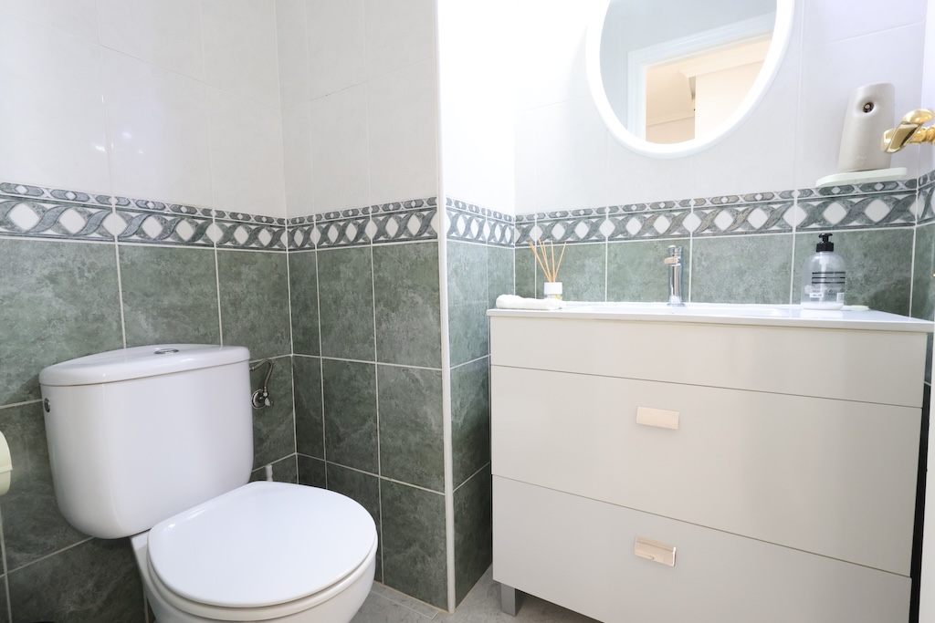 APARTAMENTO CON VISTAS AL MAR Y ORIENTACIÓN SUR EN CAMPOAMOR GOLF