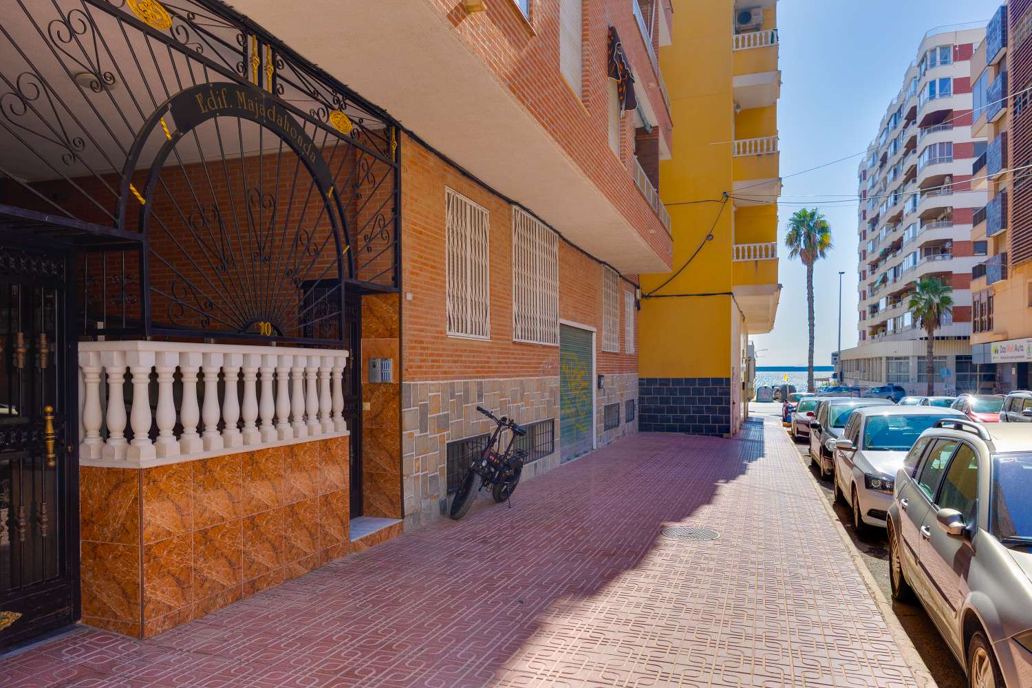 APARTAMENTO CON VISTAS AL MAR A 50 M DE LA PLAYA DEL ACEQUIÓN