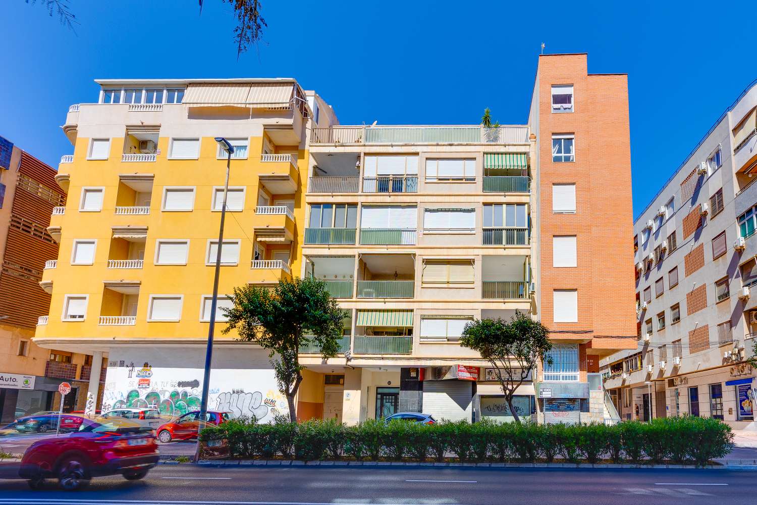 APARTAMENTO CON VISTAS AL MAR A 50 M DE LA PLAYA DEL ACEQUIÓN