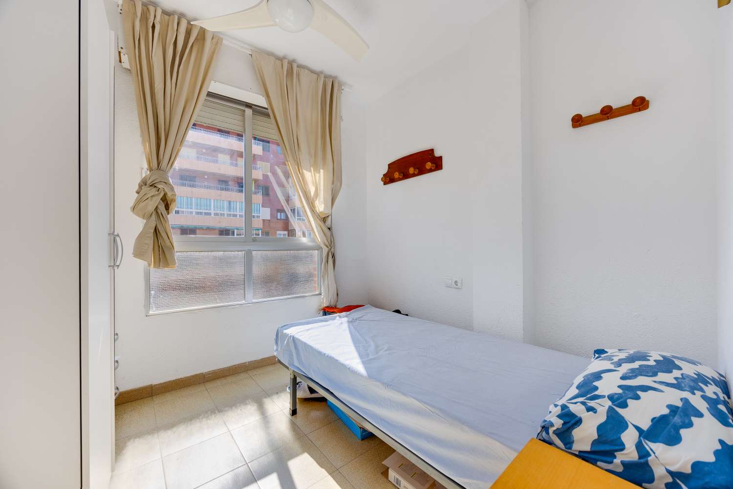 APARTAMENTO CON VISTAS AL MAR A 50 M DE LA PLAYA DEL ACEQUIÓN