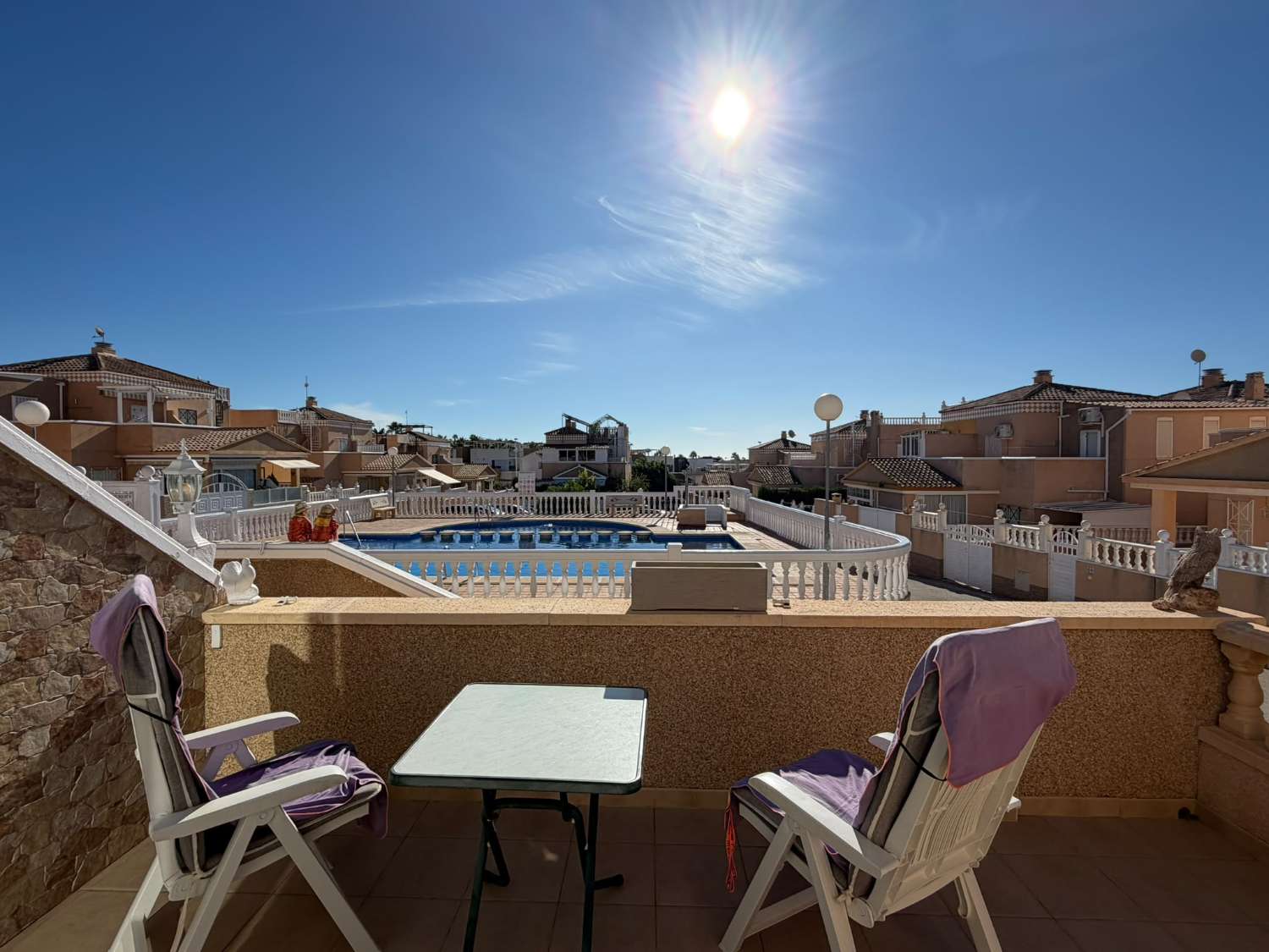 APARTAMENTO CON JARDÍN PRIVADO, TERRAZAS SOLEADAS Y A 600 M DEL MAR EN ROCÍO II