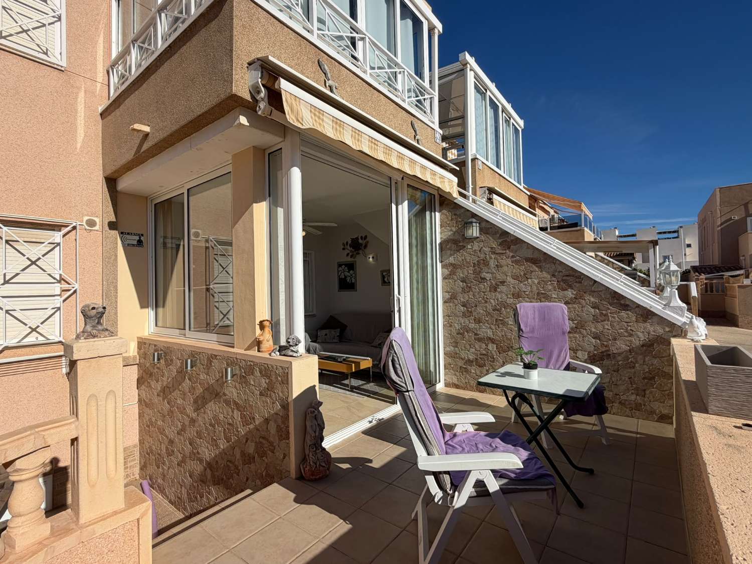 APARTAMENTO CON JARDÍN PRIVADO, TERRAZAS SOLEADAS Y A 600 M DEL MAR EN ROCÍO II
