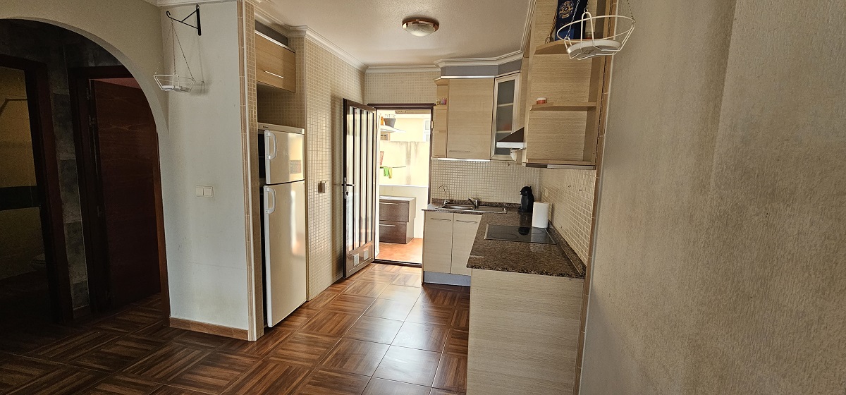 BUNGALOW EN PLANTA BAJA CON JARDÍN PRIVADO Y AMPLIOS ESPACIOS EXTERIORES