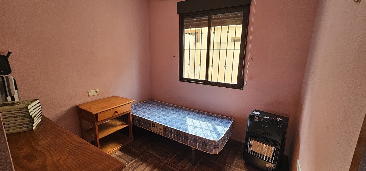 BUNGALOW EN PLANTA BAJA CON JARDÍN PRIVADO Y AMPLIOS ESPACIOS EXTERIORES