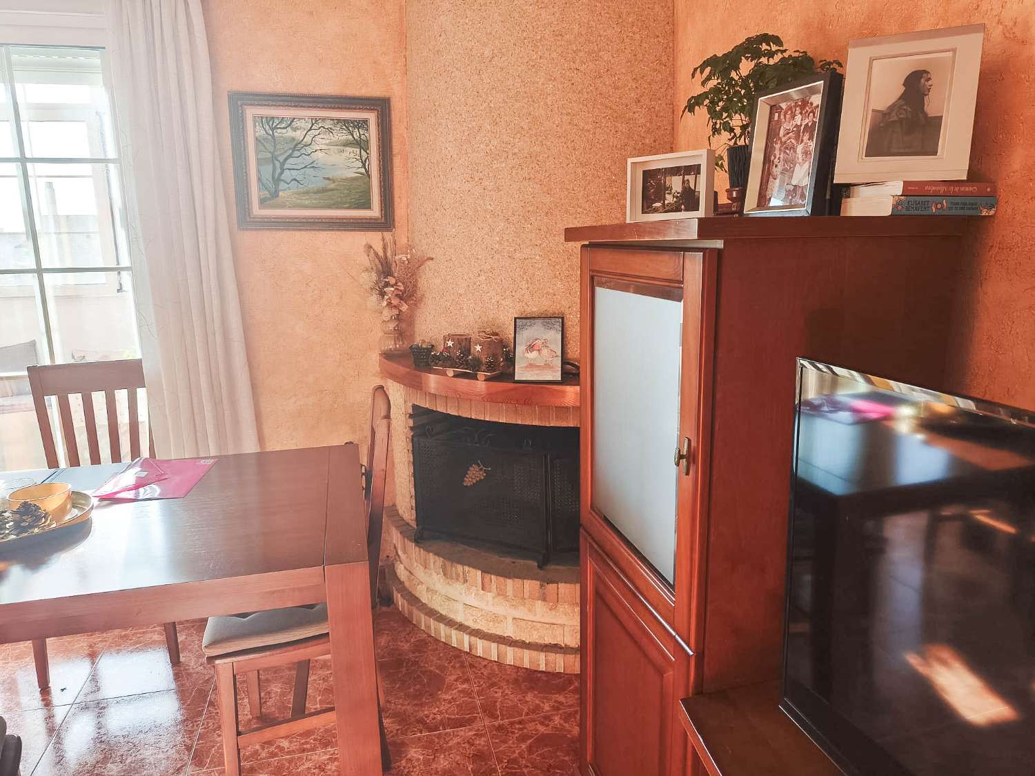 ÁTICO EN EL CENTRO DE TORREVIEJA CON TERRAZA, BARBACOA Y GARAJE OPCIONAL, CERCA DEL MAR