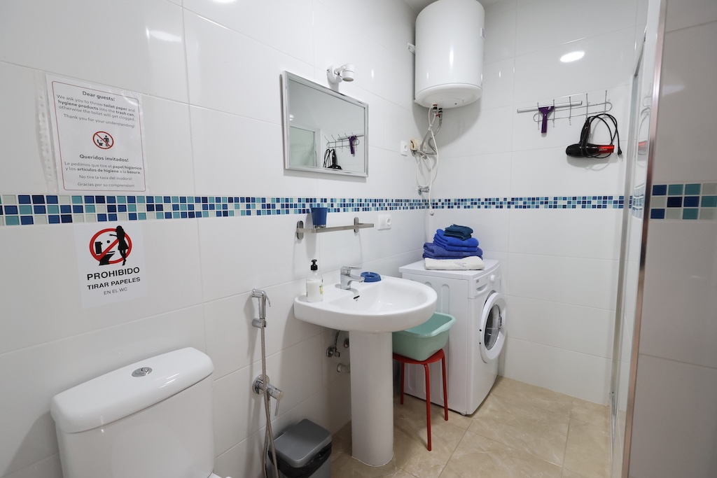 BUNGALOW EN PLANTA ALTA EN LA REGIA, SUR Y DOS VIVIENDAS INDEPENDIENTES CON ALTO POTENCIAL DE RENTABILIDAD