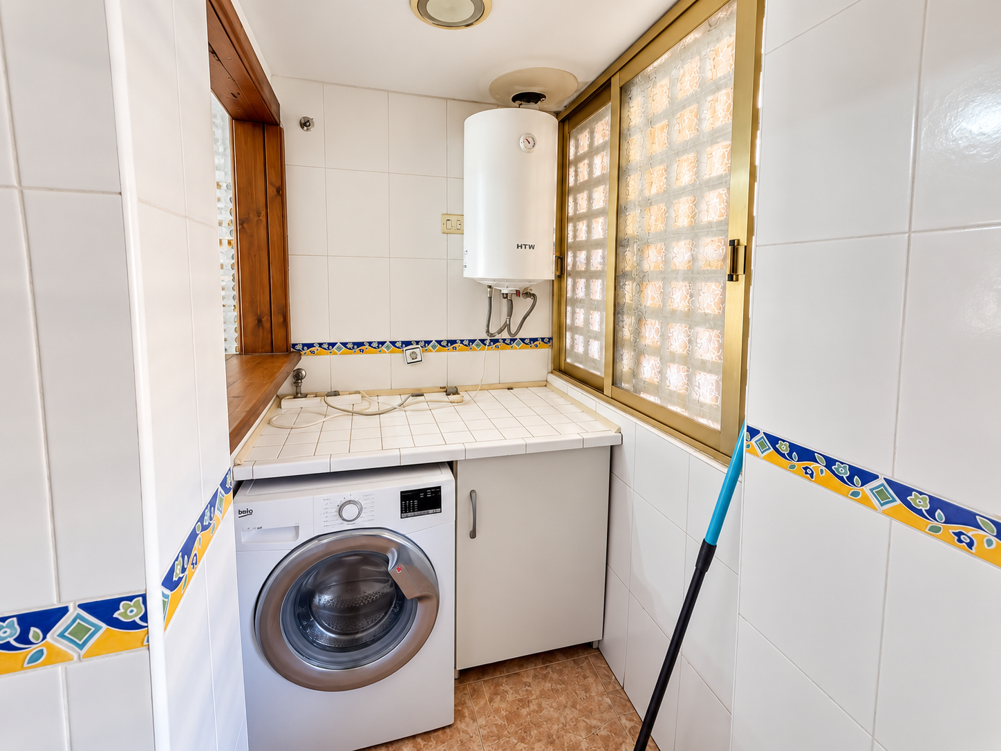 APARTAMENTO CON TERRAZA, PISCINA COMUNITARIA Y SOLÁRIUM A 250 M DE LA PLAYA DE LOS NÁUFRAGOS