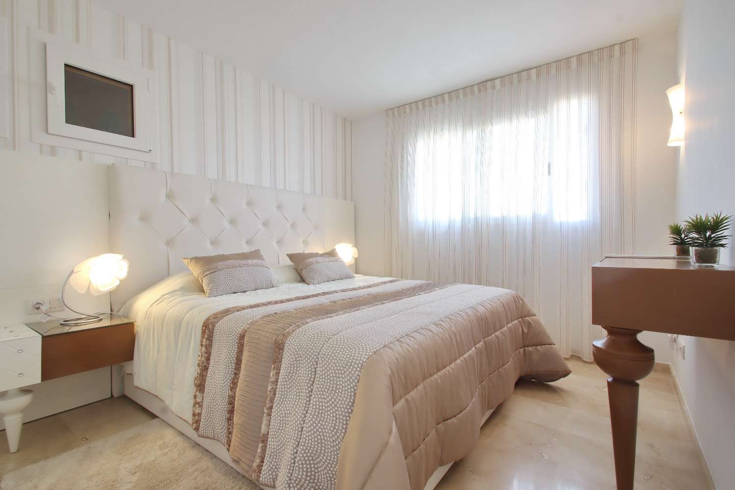 APARTAMENTO DE LUJO EN LA RECOLETA, PUNTA PRIMA, CON TERRAZA, PISCINAS Y GARAJE