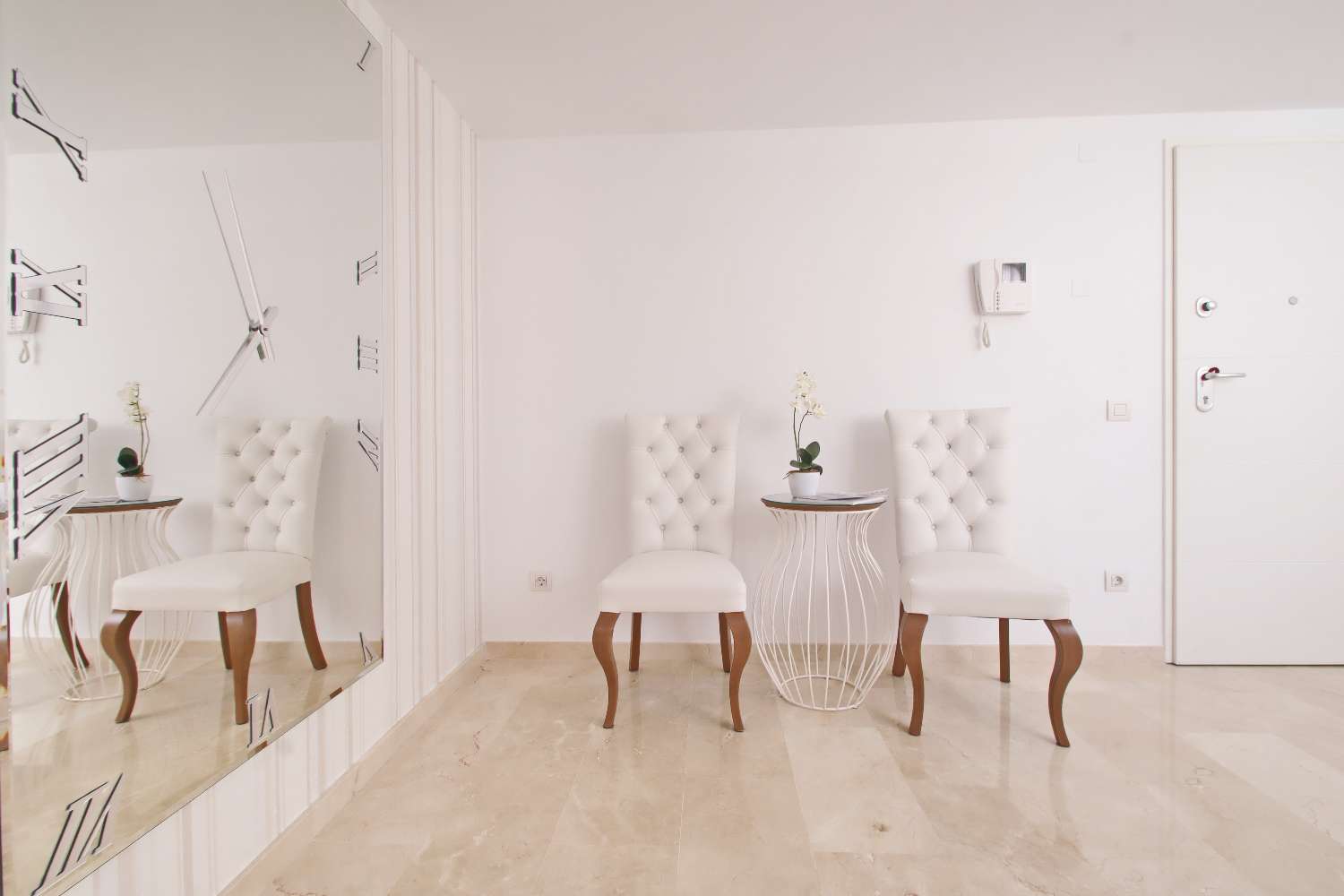 APARTAMENTO DE LUJO EN LA RECOLETA, PUNTA PRIMA, CON TERRAZA, PISCINAS Y GARAJE