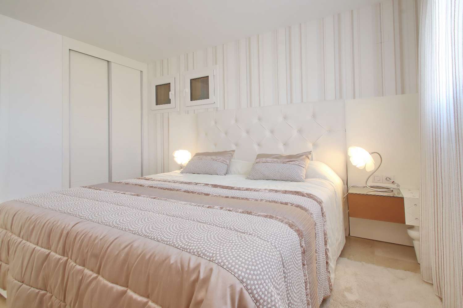 APARTAMENTO DE LUJO EN LA RECOLETA, PUNTA PRIMA, CON TERRAZA, PISCINAS Y GARAJE