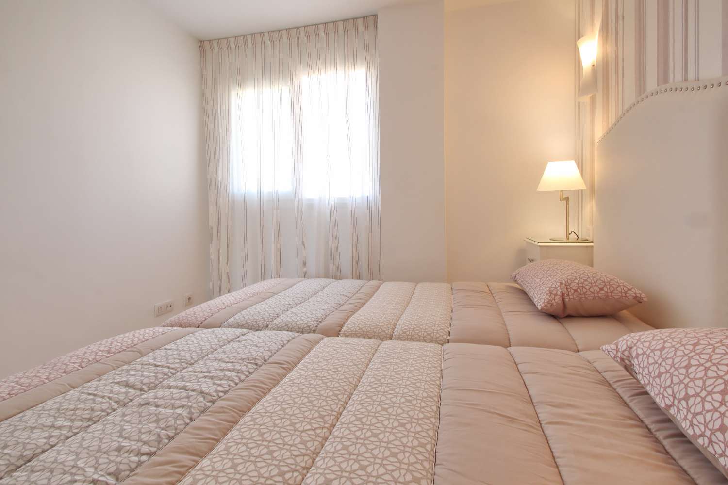APARTAMENTO DE LUJO EN LA RECOLETA, PUNTA PRIMA, CON TERRAZA, PISCINAS Y GARAJE
