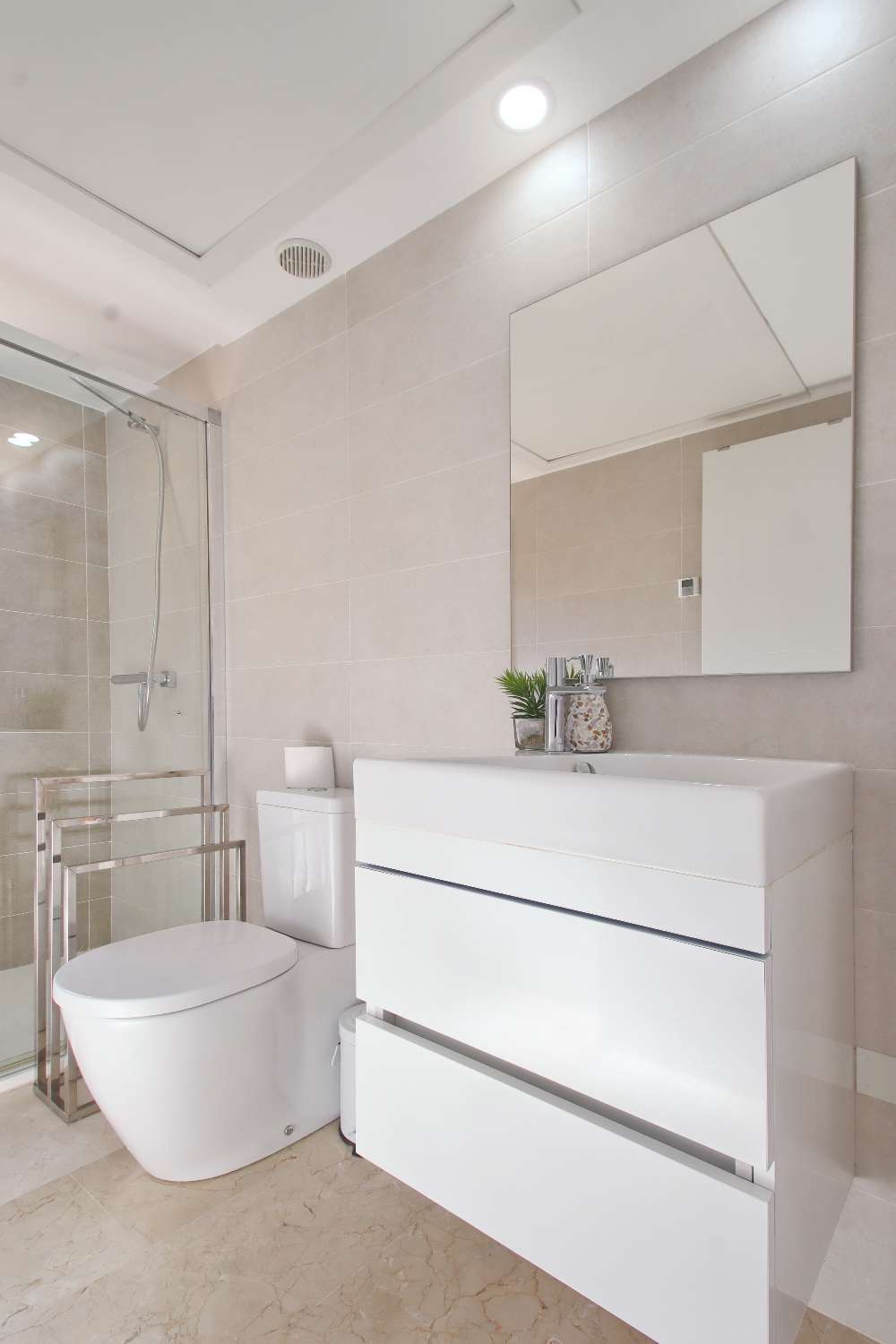APARTAMENTO DE LUJO EN LA RECOLETA, PUNTA PRIMA, CON TERRAZA, PISCINAS Y GARAJE