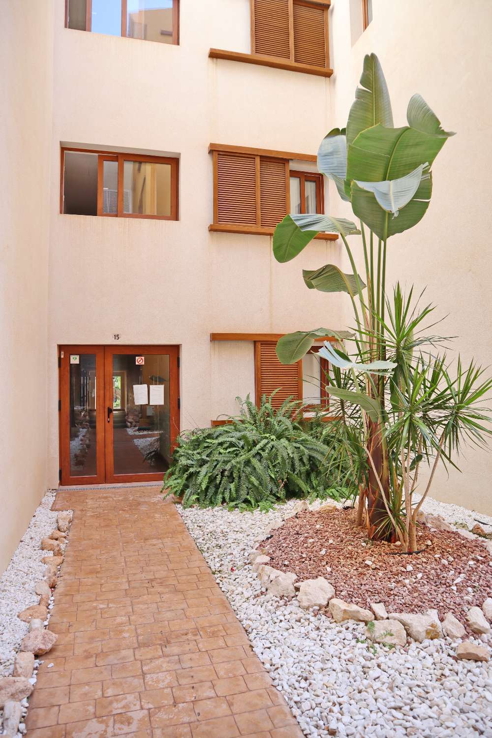 APARTAMENTO DE LUJO EN LA RECOLETA, PUNTA PRIMA, CON TERRAZA, PISCINAS Y GARAJE