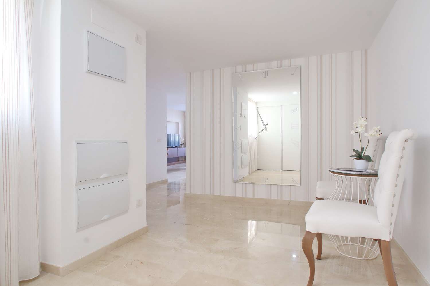 APARTAMENTO DE LUJO EN LA RECOLETA, PUNTA PRIMA, CON TERRAZA, PISCINAS Y GARAJE