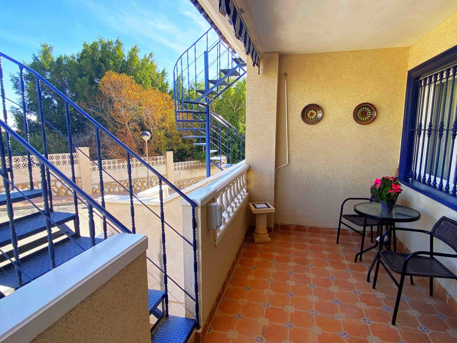 Duplex for sale in San Miguel de Salinas