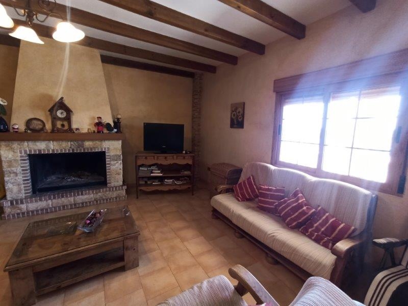 RUSTIC FINCA IN PRODUCTION WITH LARGE VILLA AND POOL IN SAN MIGUEL