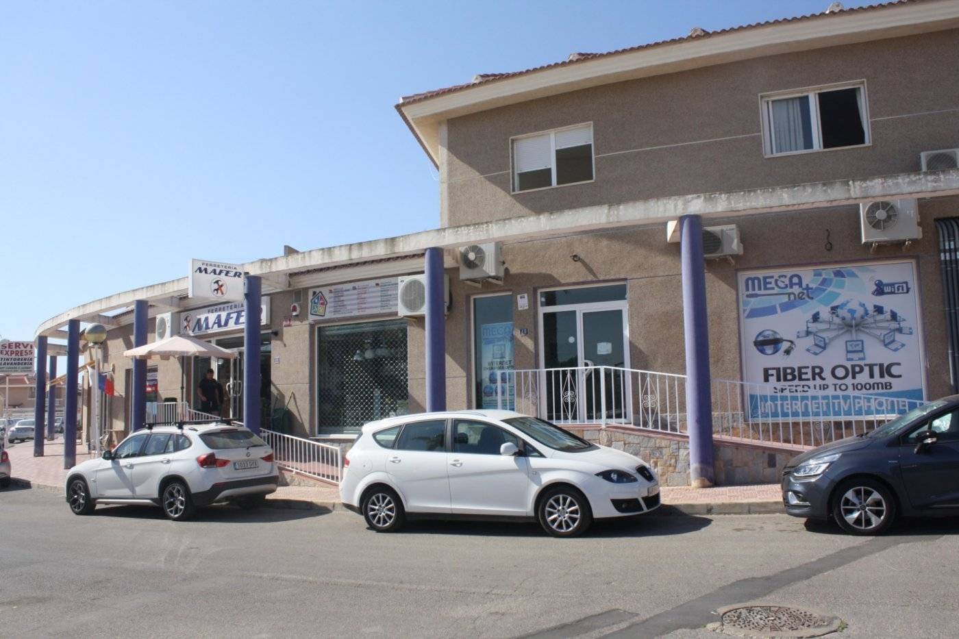 COMMERCIAL PREMISES IN DOÑA PEPA