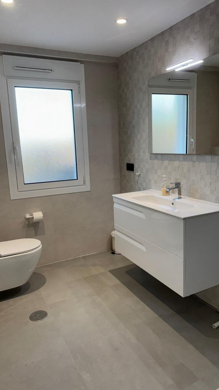 NEU RENOVIERTES LUXUS-TRAUMHAUS IN ALFAZ DEL PI / ALBIR