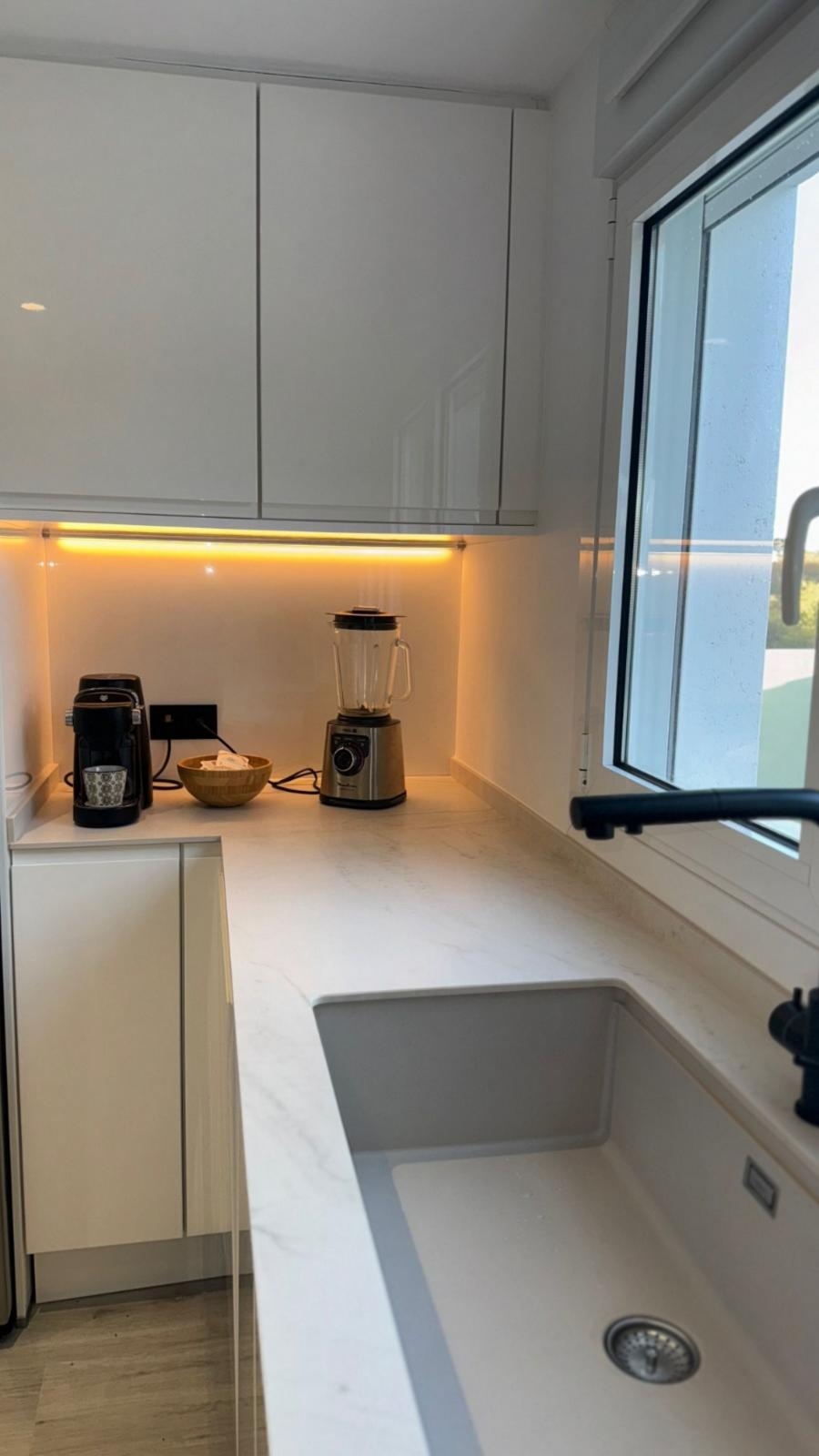 NEU RENOVIERTES LUXUS-TRAUMHAUS IN ALFAZ DEL PI / ALBIR