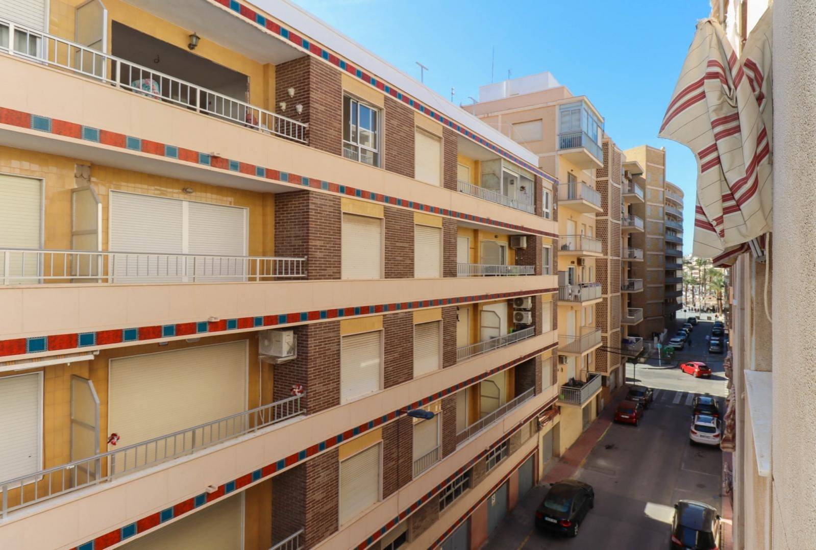 APARTMENT WITH PARKING SPACE 140 METERS FROM PLAYA DEL CURA
