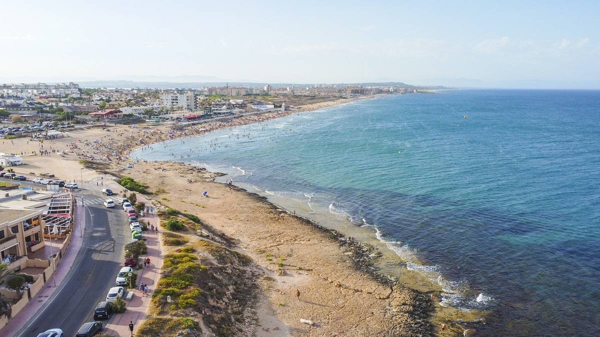 LYXVILLOR I LA MATA NYCKELFÄRDIG OCH GÅ TILL STRANDEN