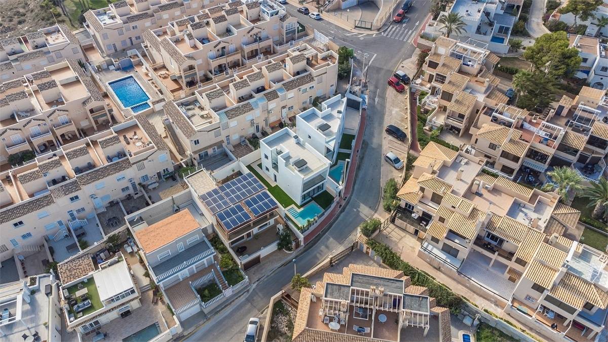 LYXVILLOR I LA MATA NYCKELFÄRDIG OCH GÅ TILL STRANDEN